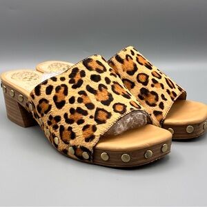 vince camuto Women’s Leopard Print Studded Heel Sandals Sz 7.5 M Good Preowned